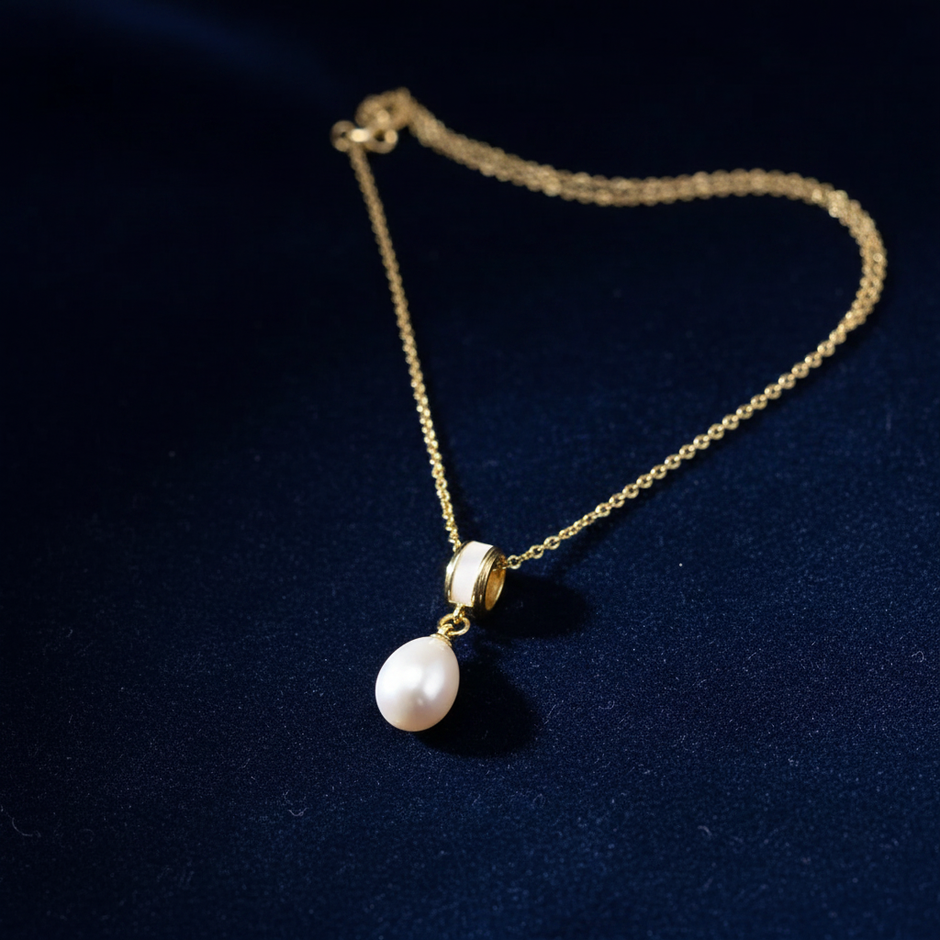 18ct Gold Freshwater Pearl Drop Pendant Necklace — Timeless Elegance