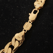 18ct Gold 24 61cm 10mm 3:1 Figaro Chain clasp and hallmark detail showcasing luxury craftsmanship.