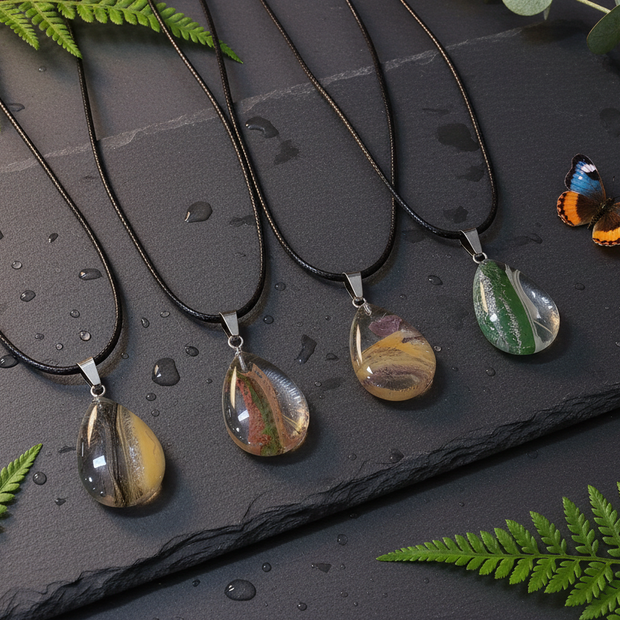 4 pendants