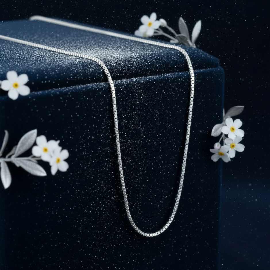 925 Silver Box Chain V3 Draped