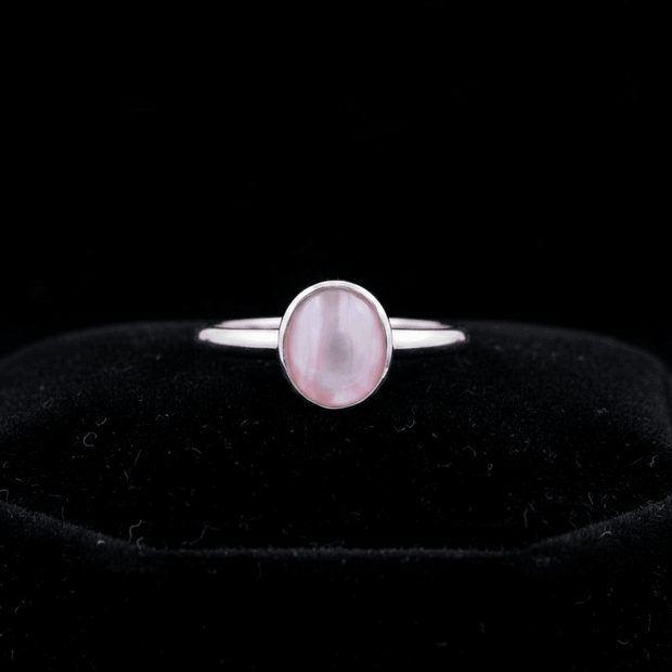 925 Sterling Silver 8mm x 12mm Pink Mother of Pearl Circle Ring - DP Online