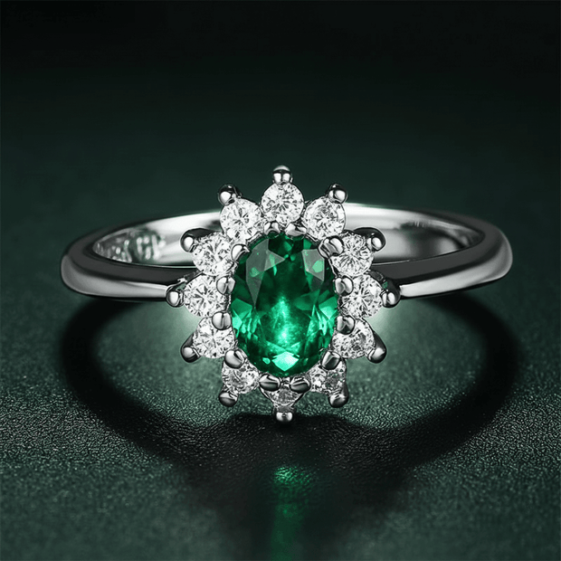 925 Sterling Silver Emerald Cubic Zirconia Cluster Ring - DP Online