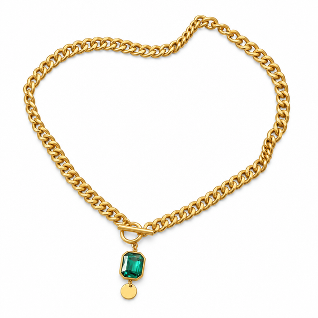 Chunky emerald necklace on white, image 3
