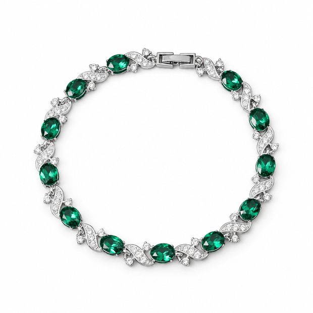 Emerald bracelet on white, image 4