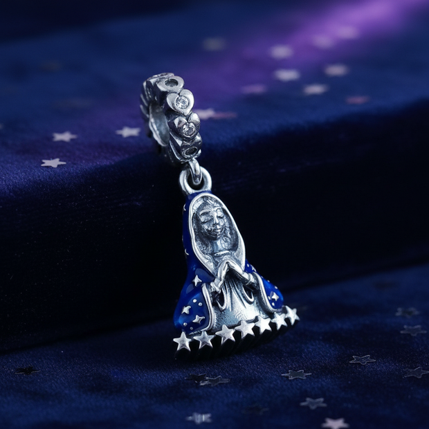 Fairy Charm — Midnight Navy Velvet Macro