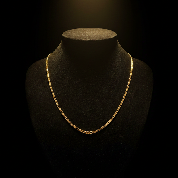 Figaro Chain — Bust Spotlight