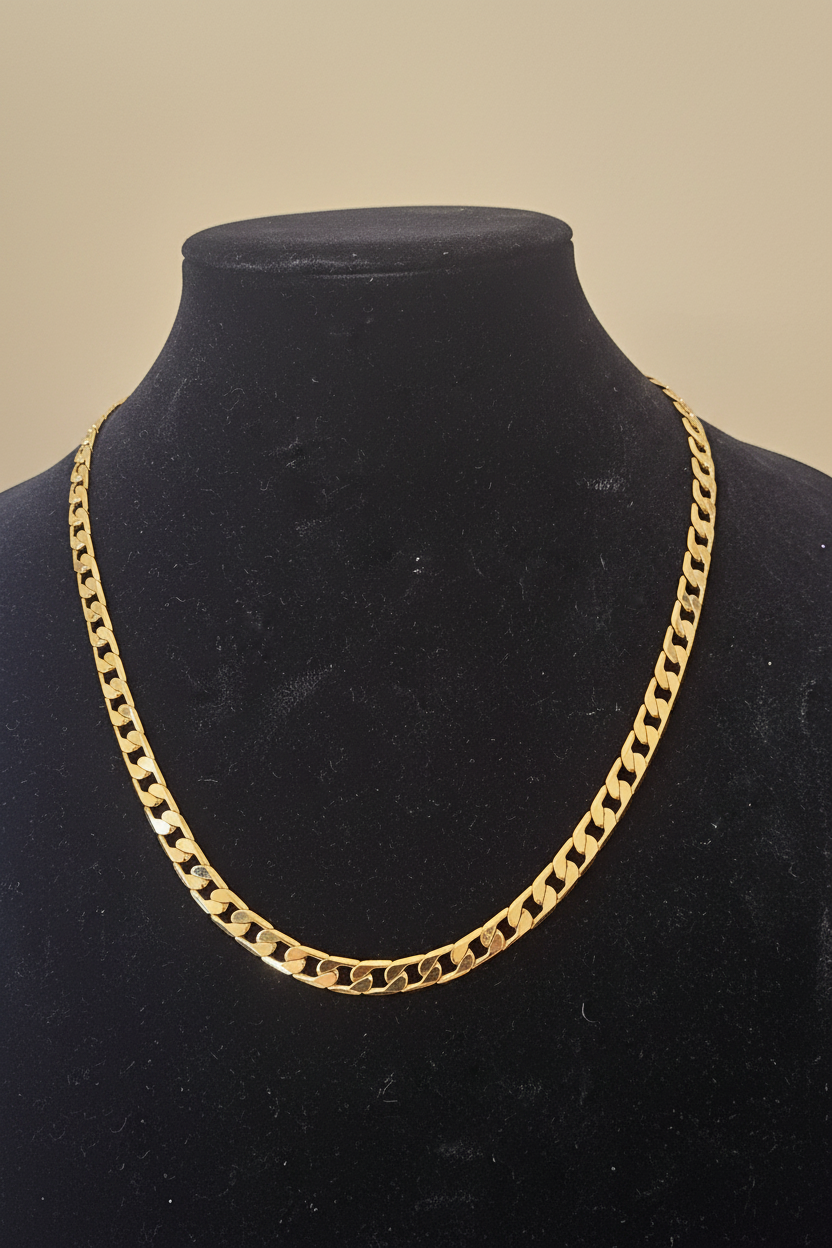 Flat Curb Chain — Navy Velvet S-Curve