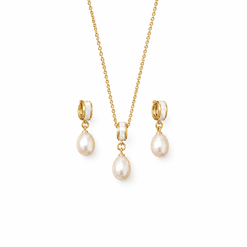 Freshwater pearl set on white, photo 2