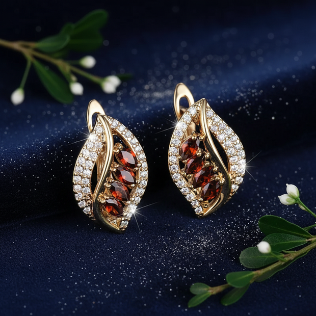 Garnet Leaf Earrings - Navy Dust Greenery
