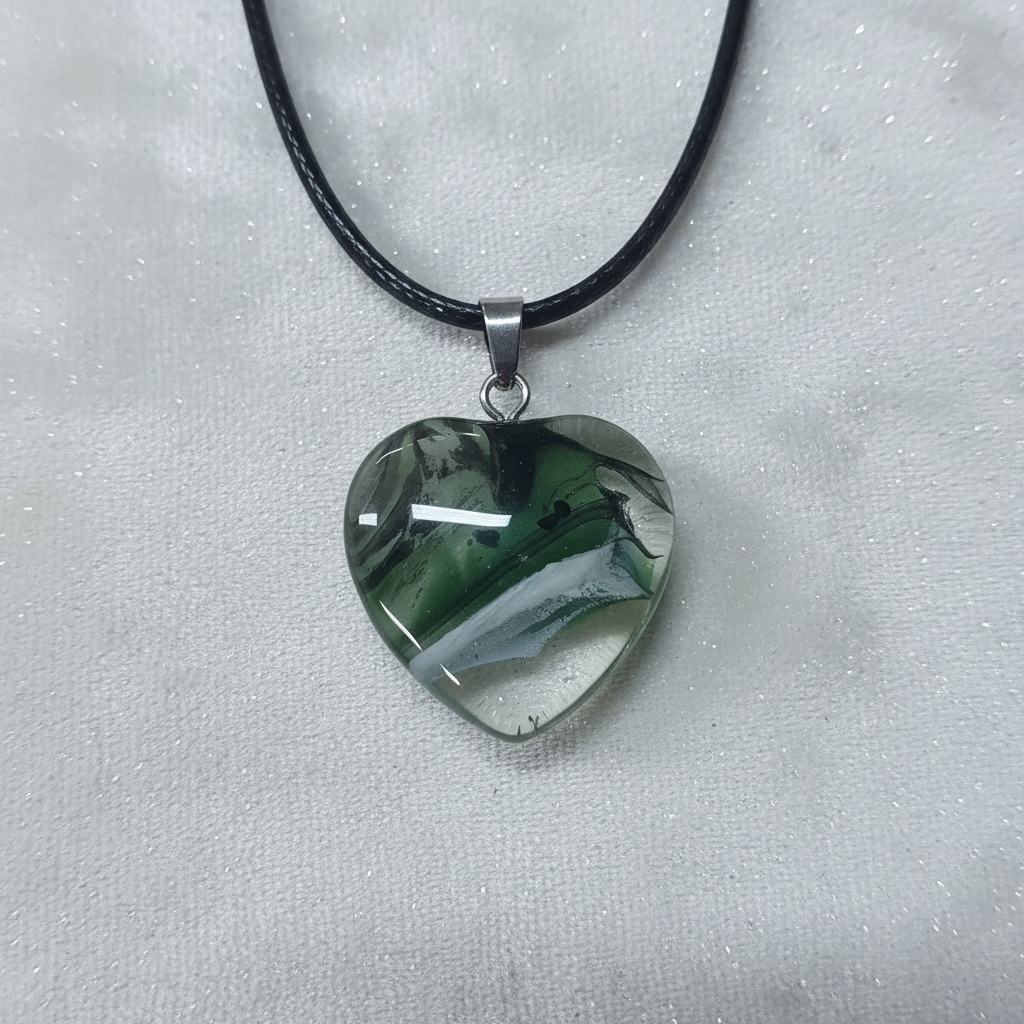 Green swirl heart