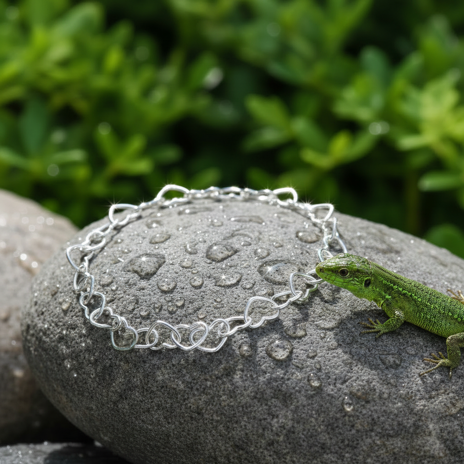 Heart Link Bracelet More Visible on Rock