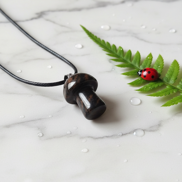 Middle Pendant - Greenery