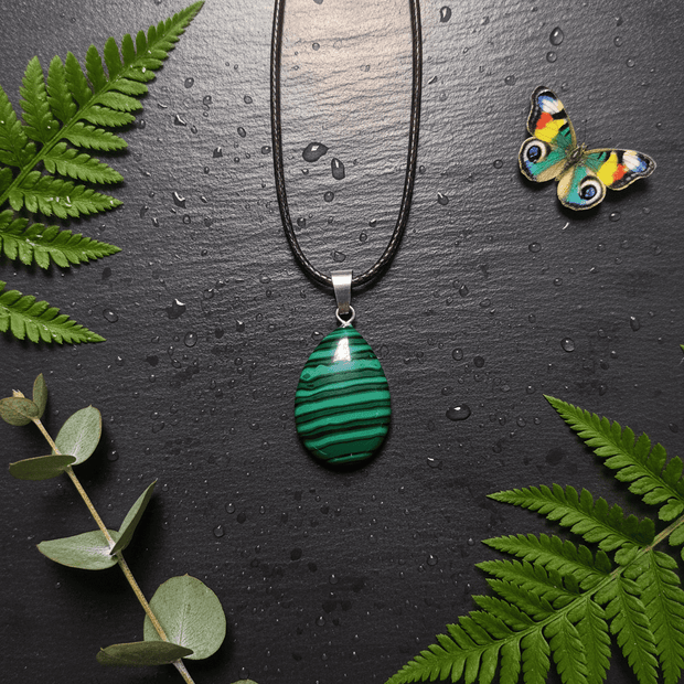 Natural Malachite Teardrop Crystal Stone Pendant Necklace - DP Online
