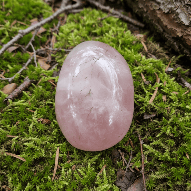Natural Rose Quartz Crystal Palm Stone - DP Online