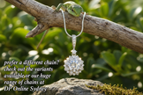 Necklace with snake chain, lizard, and sparkle