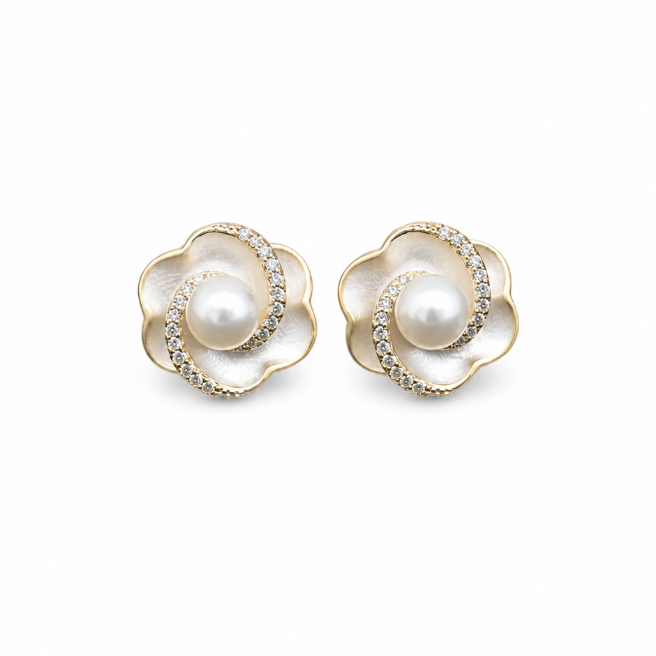 14ct Gold Titanium 5mm Freshwater Pearl Flower Stud Earrings
