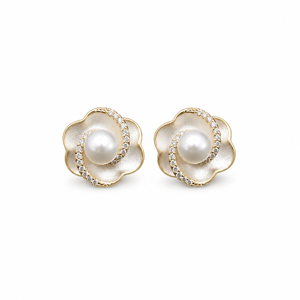 14ct Gold Titanium 5mm Freshwater Pearl Flower Stud Earrings