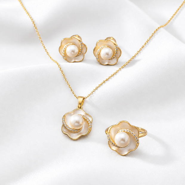 14ct Gold Titanium Pearl Swirl Collection