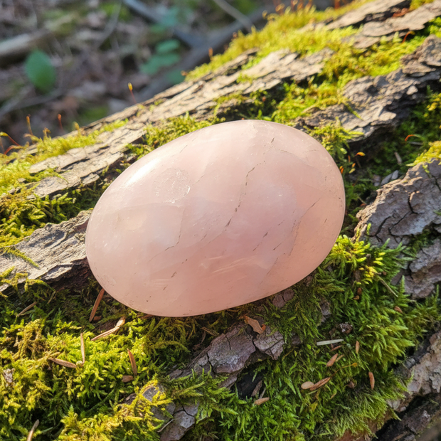 Rose Quartz Palm Stone - Image 1