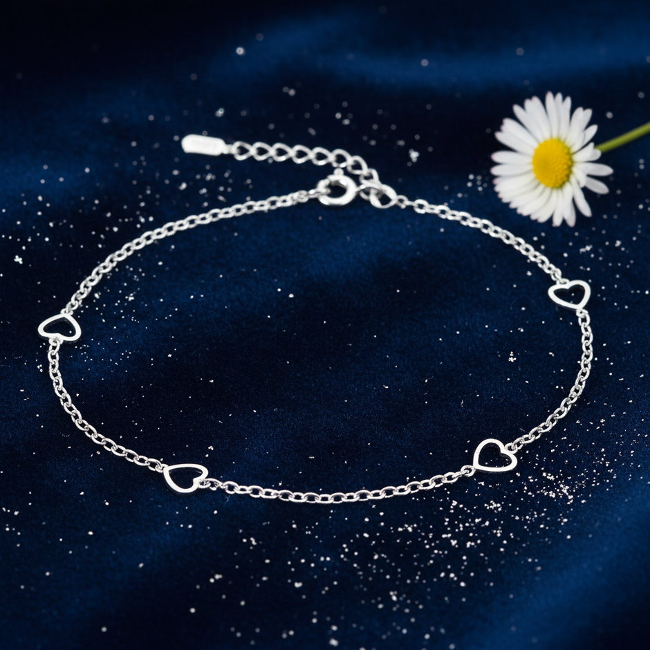Silver Heart Anklet — V3 Silver Dust + Daisy