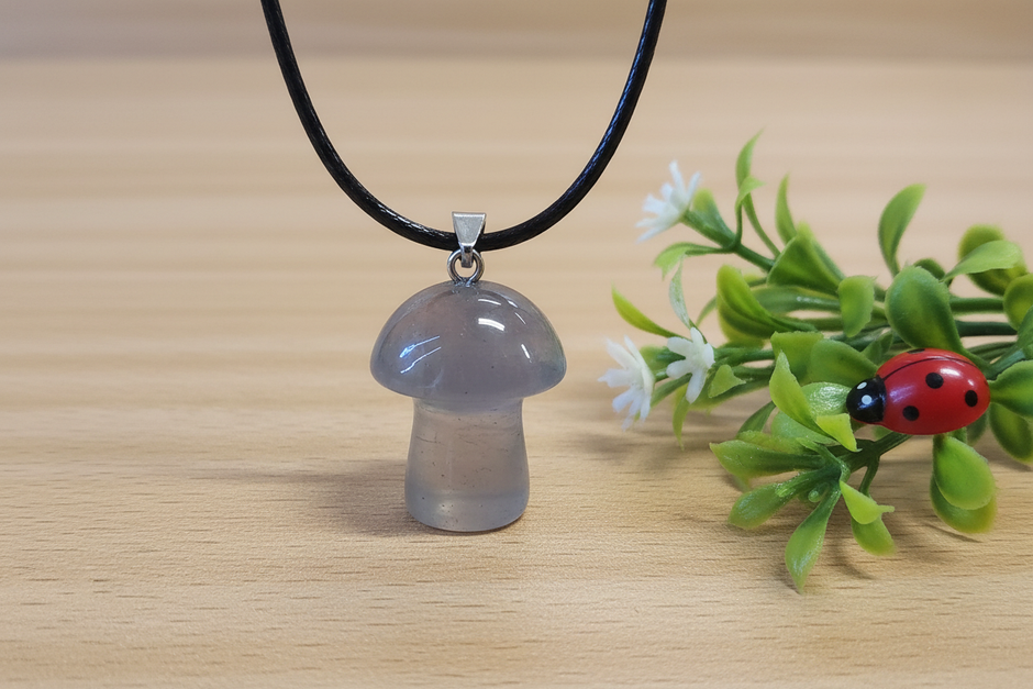 Smoky Quartz Mushroom Pendant – Wooden Surface