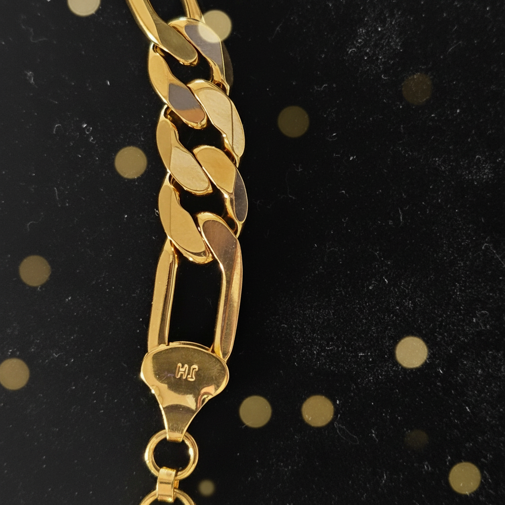 Solid Gold 10mm Figaro - Link Detail