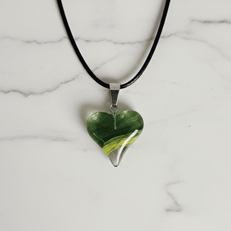 Swirly Glazed Heart Pendant Necklace - DP Online