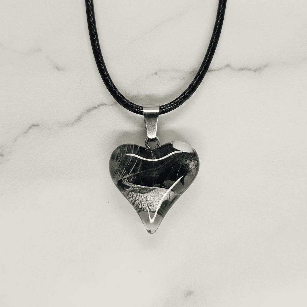Swirly Glazed Heart Pendant Necklace - DP Online