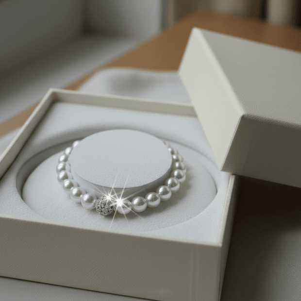 The Silver Stud Pearl Bracelet - DP Online