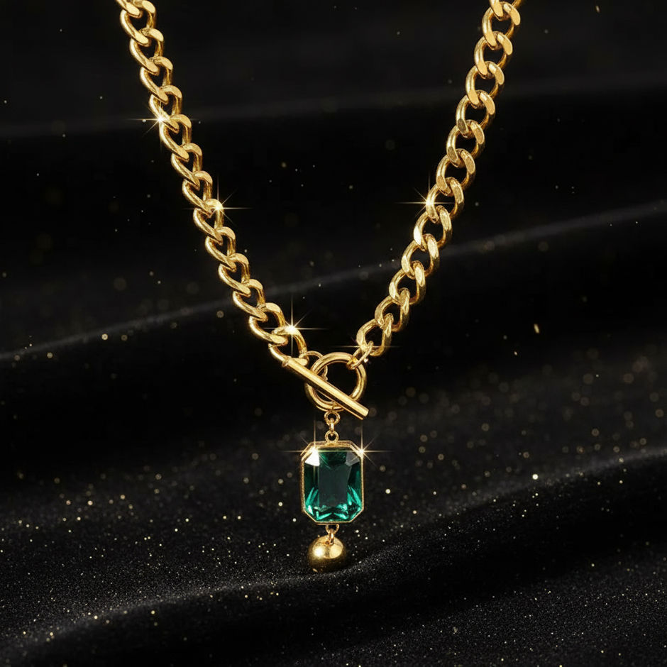 Vibrant Emerald & Gold - Reference 3