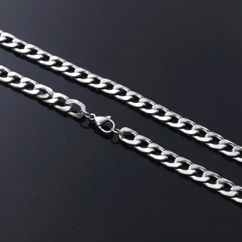 Wide Flat Curb Chain — V2 Dust